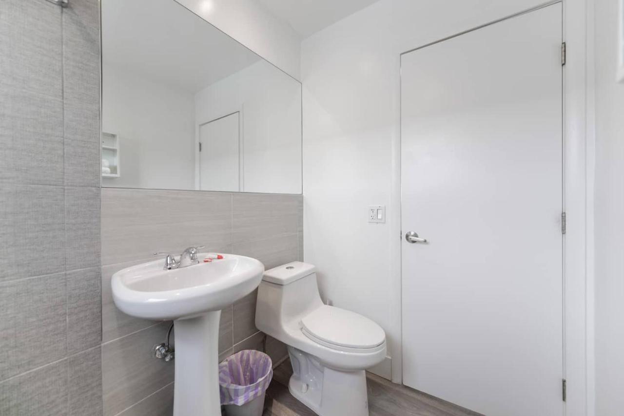 Cozy 1 Bedroom With Pool Steps From The Beach #47 Hollywood Zewnętrze zdjęcie